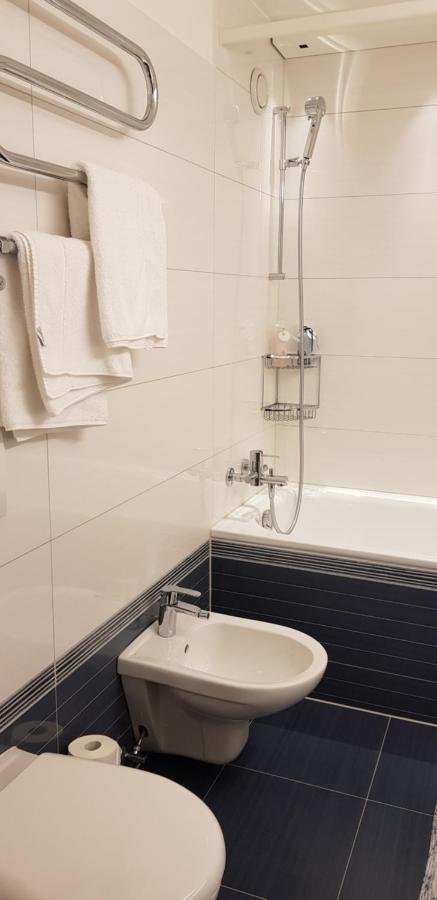 Holiday Accommodation - Swimming Pool Available Davos Ngoại thất bức ảnh