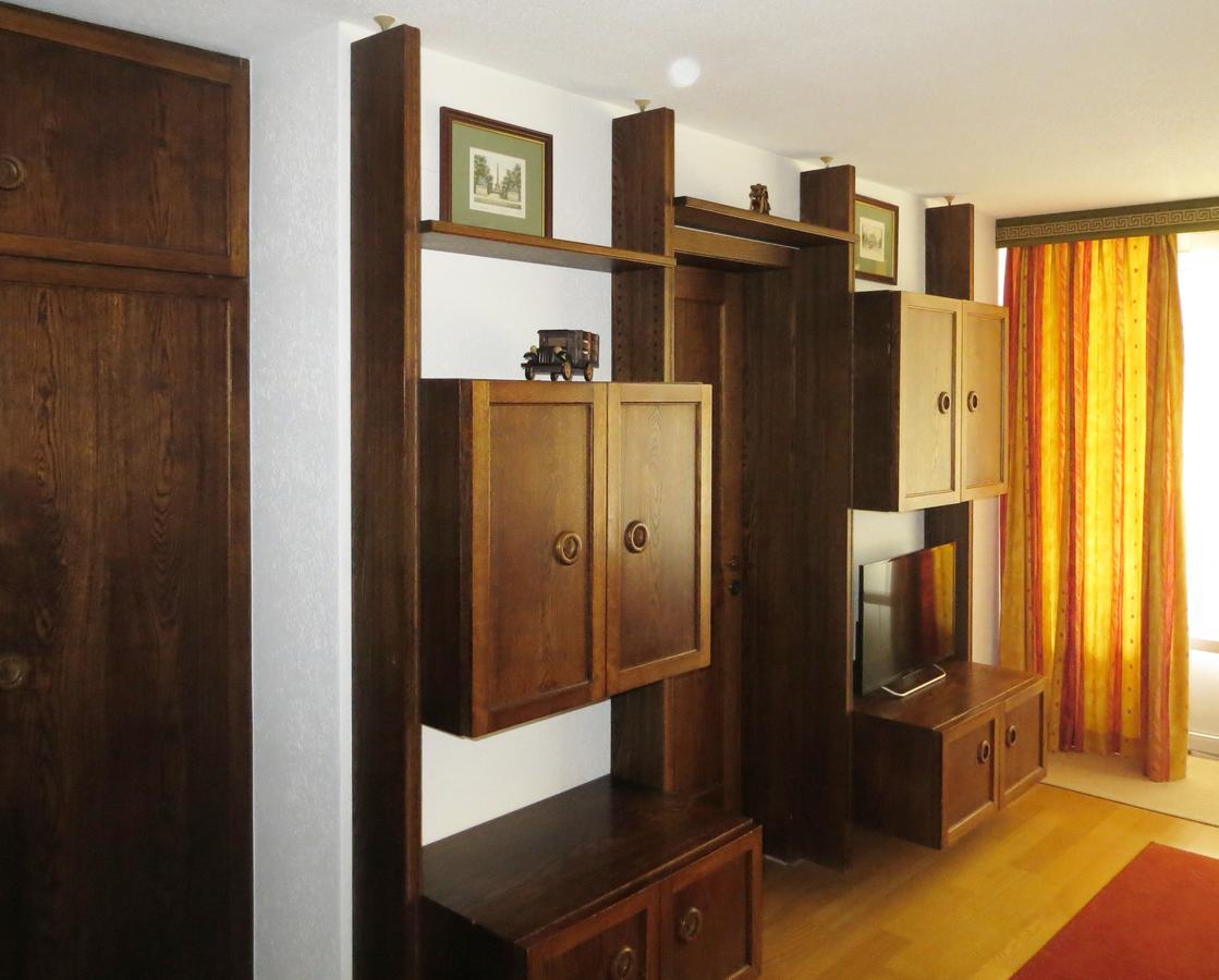 Holiday Accommodation - Swimming Pool Available Davos Ngoại thất bức ảnh
