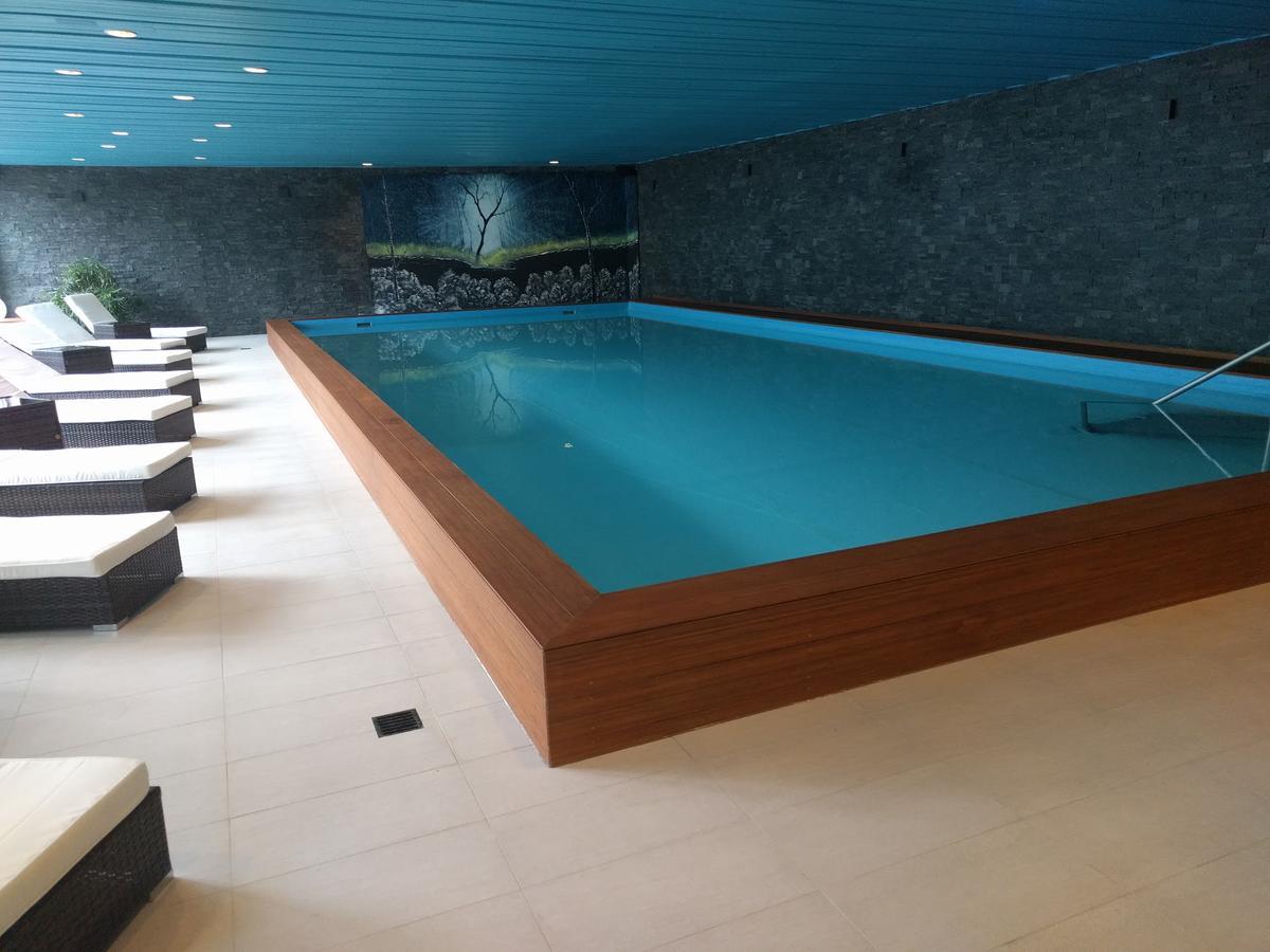 Holiday Accommodation - Swimming Pool Available Davos Ngoại thất bức ảnh